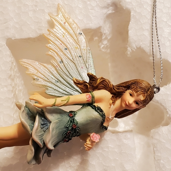 Faerie Glen SpringSong Fairy Ornament - Picture 9 of 16